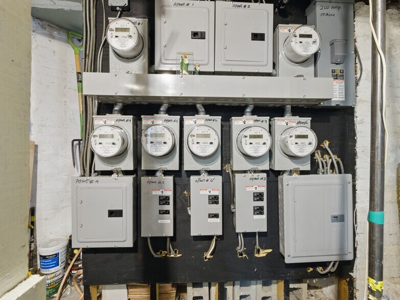 More Photos Of 904 Bergenline Ave, Union City Apartments For Sale