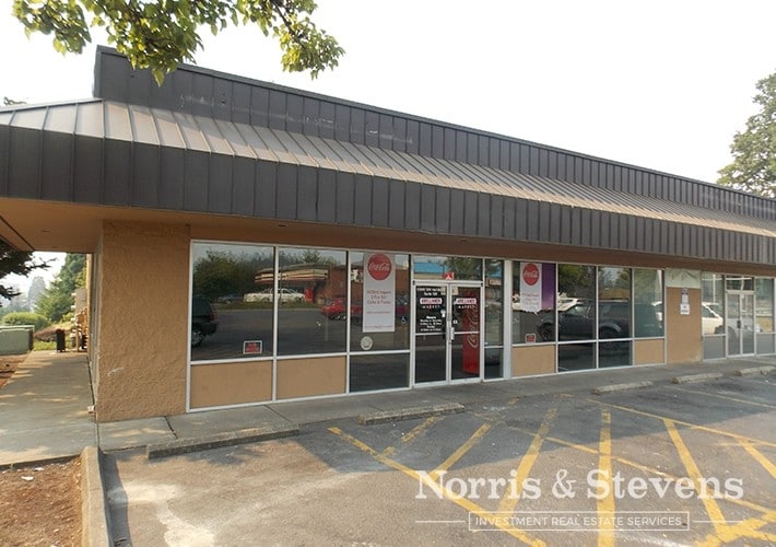 Primary Photo Of 12085 SW Hall Blvd, Portland Restaurant For Lease