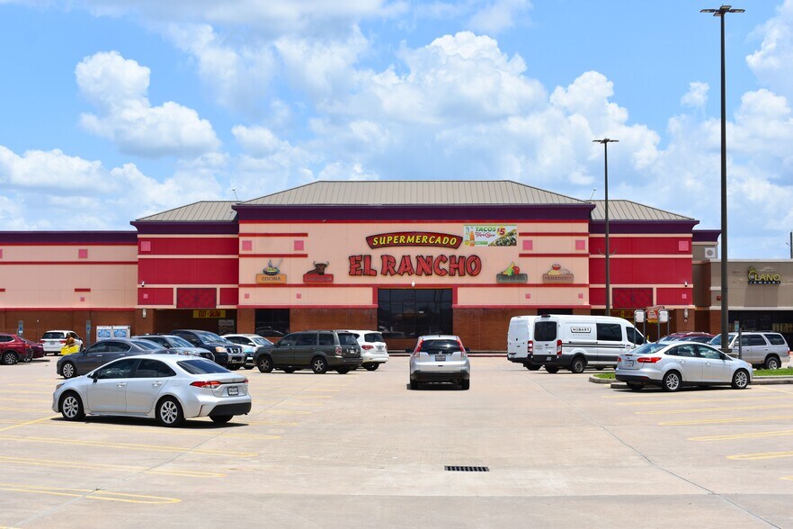 Primary Photo Of 3050 N Fry Rd, Katy Supermarket For Sale