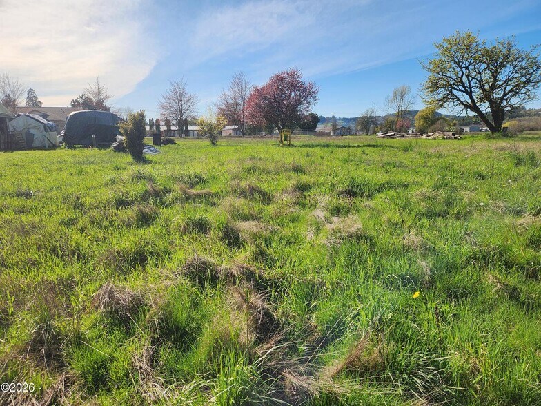 More Photos Of 819 W Main St, Sheridan Land For Sale