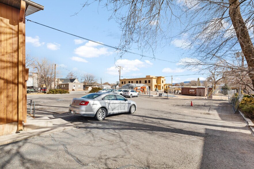 More Photos Of 255 S Main St, Richfield Office For Sale