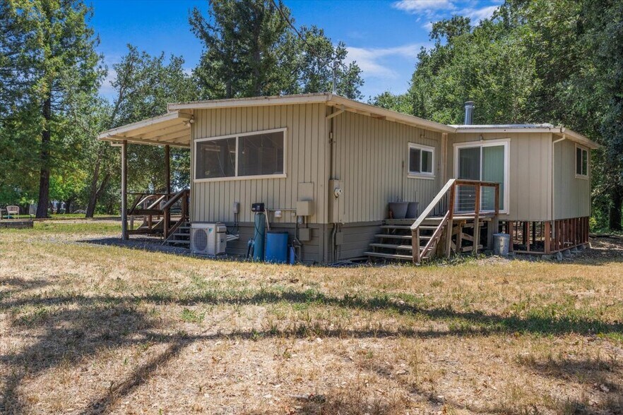 More Photos Of 5647 Highway 128, Geyserville Multifamily For Sale