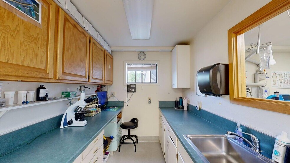 More Photos Of 1321 N 27th St, Billings Medical For Sale
