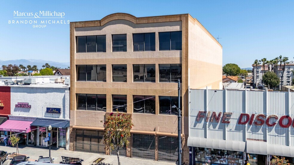 More Photos Of 7000 Pacific Blvd, Huntington Park Office For Sale