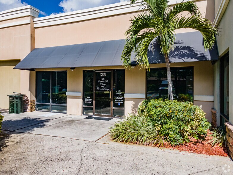 More Photos Of 12904-13050 N Dale Mabry Hwy, Tampa General Retail For Lease