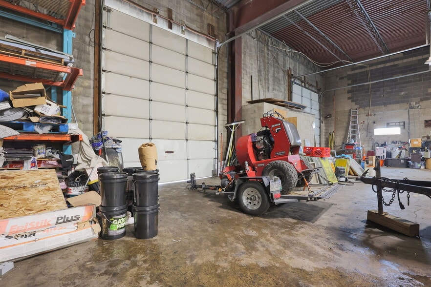 More Photos Of 771 St. Clair Ave, Columbus Warehouse For Lease