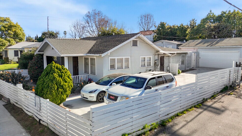 More Photos Of 1824 Michigan Ave, Santa Monica Apartments For Sale