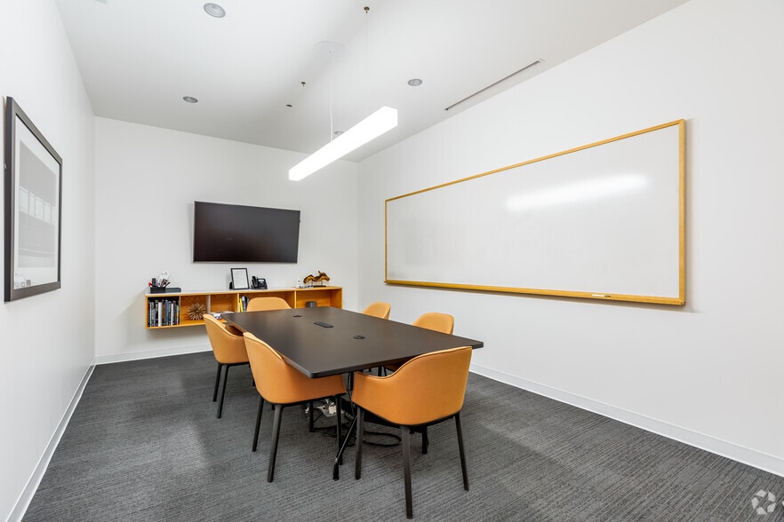 More Photos Of 6600 Chase Oaks Blvd, Plano Coworking Space