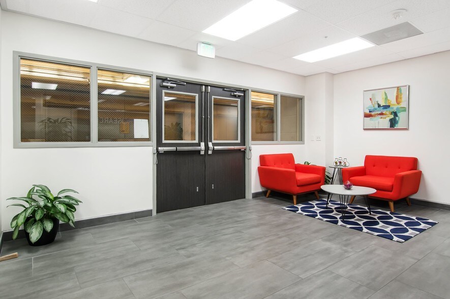 More Photos Of 3250 Wilshire Blvd, Los Angeles Office For Lease