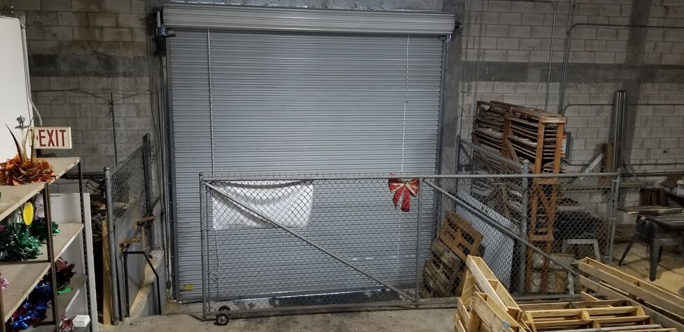 More Photos Of 1750 Australian Ave, Riviera Beach Warehouse For Lease