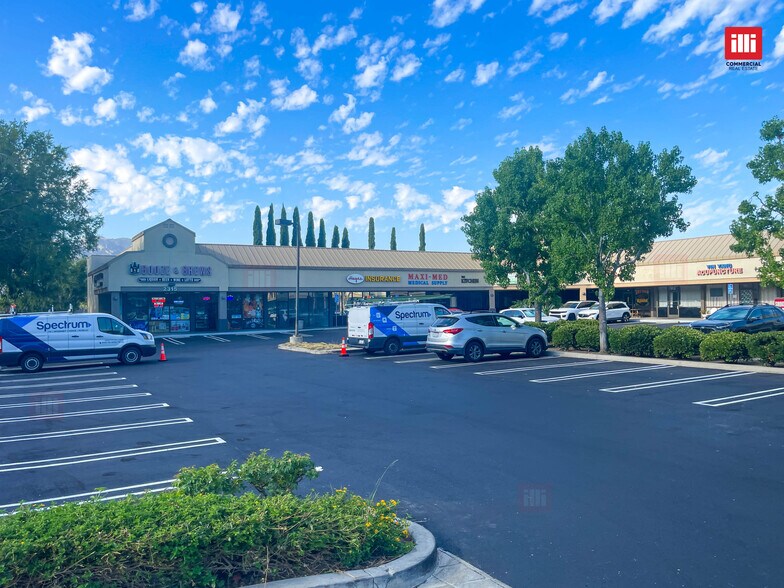 More Photos Of 2315-2325 Kuehner Dr, Simi Valley Unknown For Lease