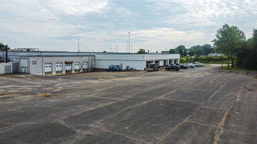 More Photos Of 485 Old Symsonia Rd, Benton Food Processing For Lease