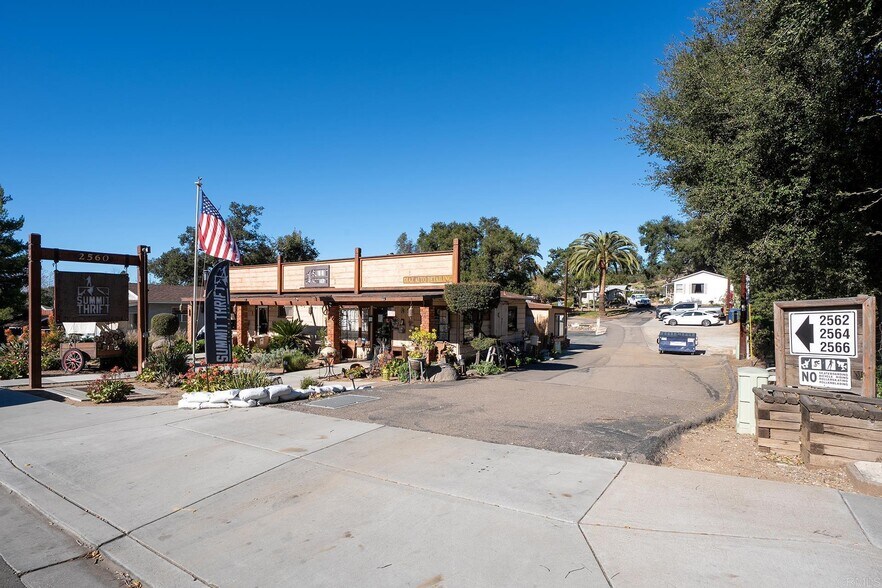 More Photos Of 2562 Alpine Blvd, Alpine Storefront Retail Residential For Sale