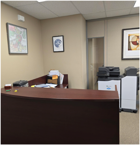 More Photos Of 11 Vanderbilt Ave, Norwood Office For Lease