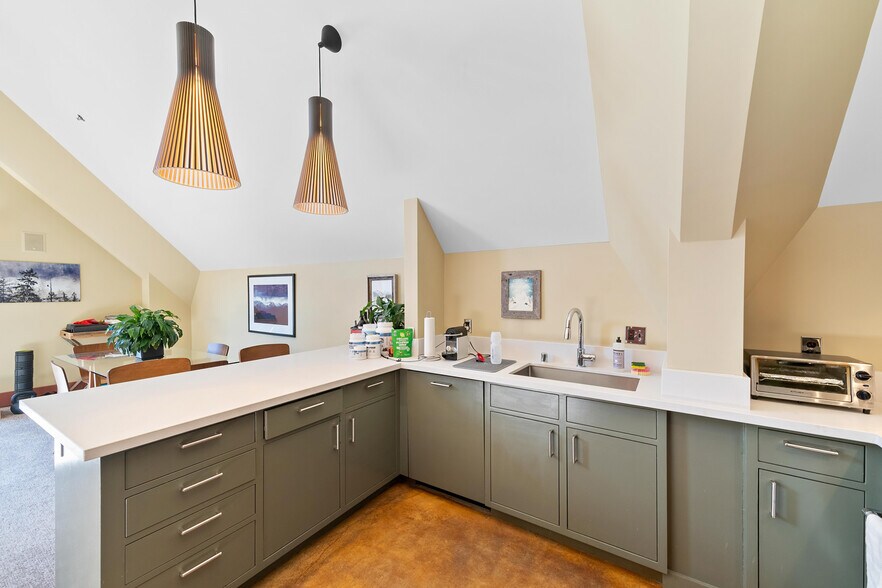 More Photos Of 10800 Donner Pass Rd, Truckee Medical For Sale