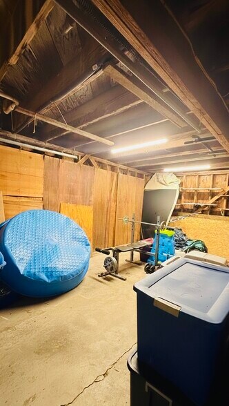 More Photos Of 319 W Main St, Bishop Multifamily For Sale