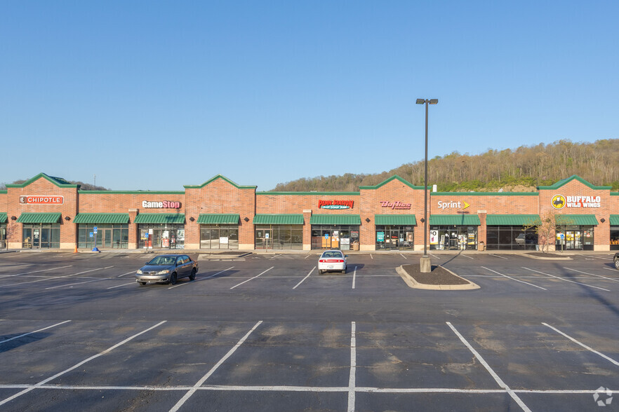 3441-3459 Valley Plaza Pky, Fort Wright, KY 41017 For Lease | Cityfeet.com