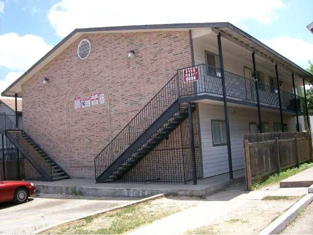More Photos Of 8207 Sam Rayburn Dr, Austin Apartments For Sale