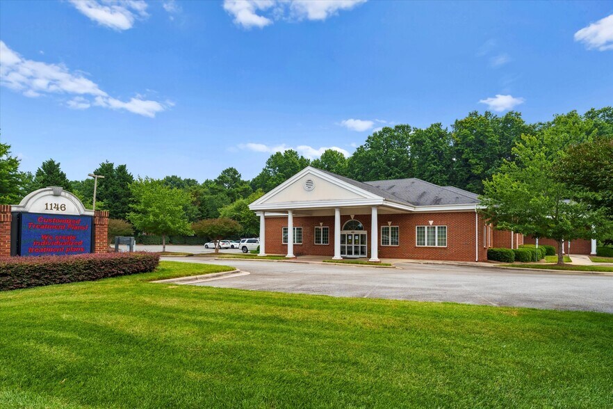 More Photos Of 1146 N New Hope Rd, Gastonia Medical For Sale