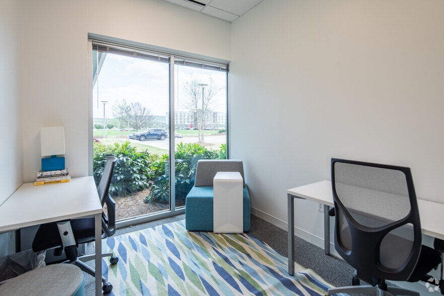 More Photos Of 4100 Market St, Huntsville Coworking Space