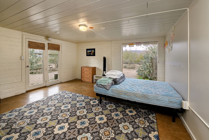More Photos Of 2751 N Soldier Trl, Tucson Specialty For Sale