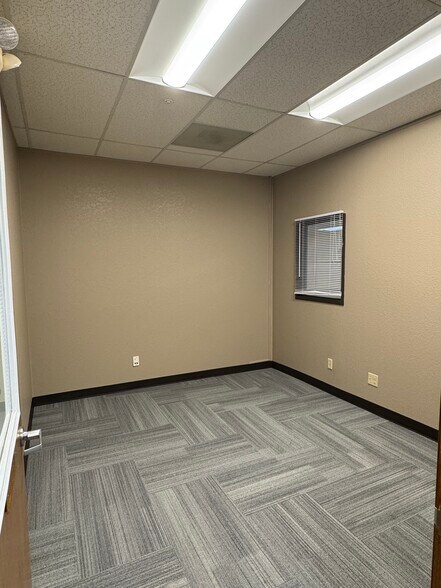 More Photos Of 55 1st St, Lakeport Medical For Sale