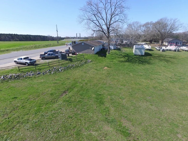 More Photos Of 2550 Parks Mill Rd, Buckhead Service Station For Sale