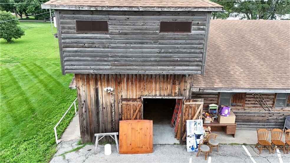 More Photos Of 201 Roseport Rd, Wathena General Retail For Sale