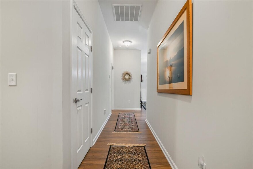 More Photos Of 1904 PA-940, Pocono Pines General Retail For Sale