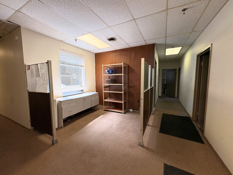 More Photos Of 5 Canale Dr, Egg Harbor Township Manufacturing For Lease