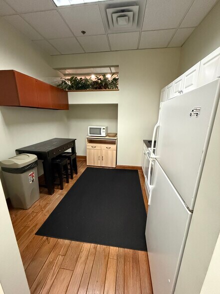 More Photos Of 20 E 2nd Ave, Conshohocken Office For Sale