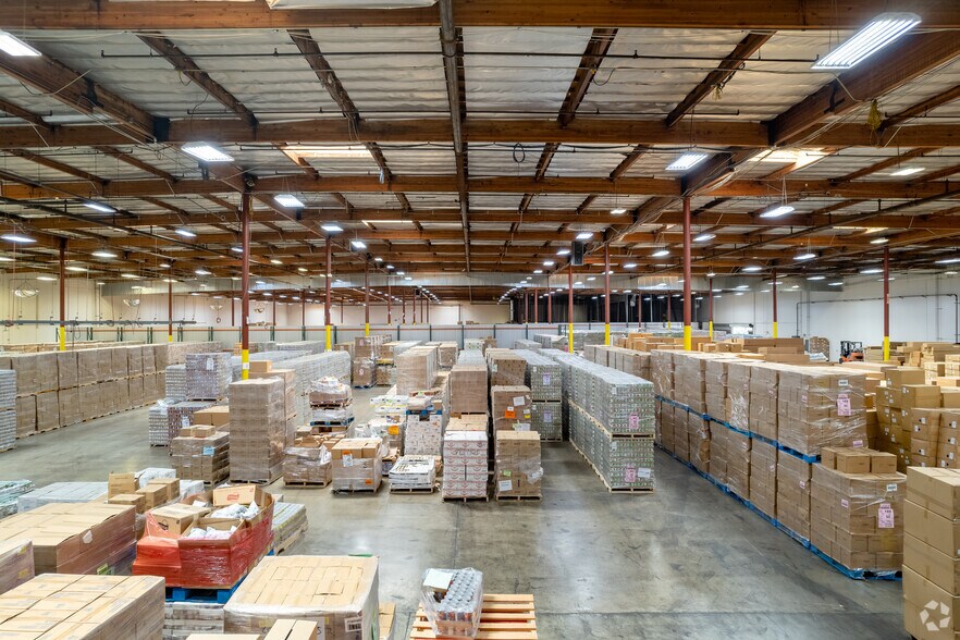 More Photos Of 2720 Pellissier Pl, City Of Industry Warehouse For Lease