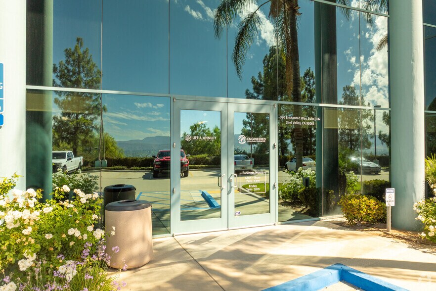 More Photos Of 980 Enchanted Way, Simi Valley Office For Lease