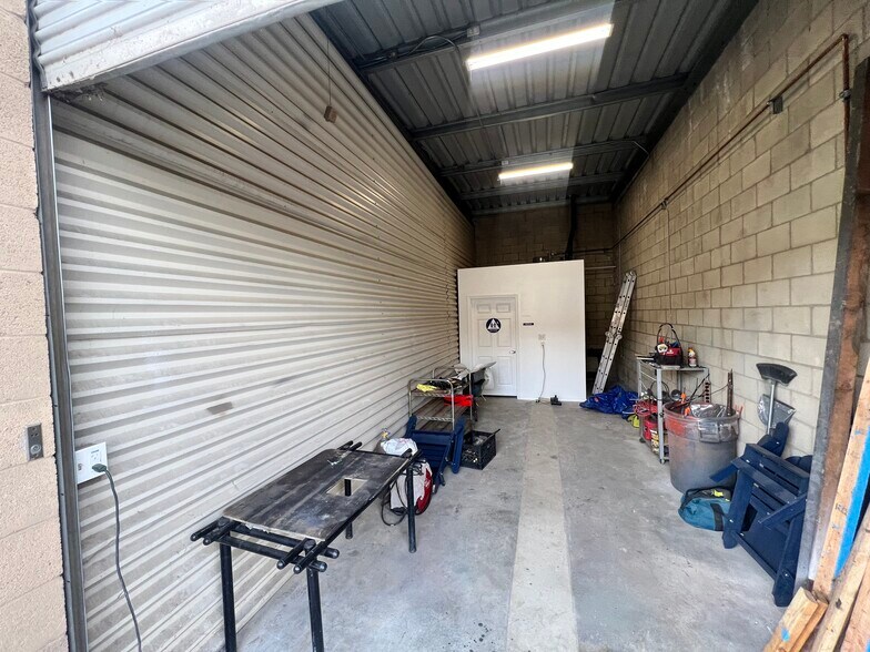 More Photos Of 5870 Jasmine St, Riverside Self Storage For Sale