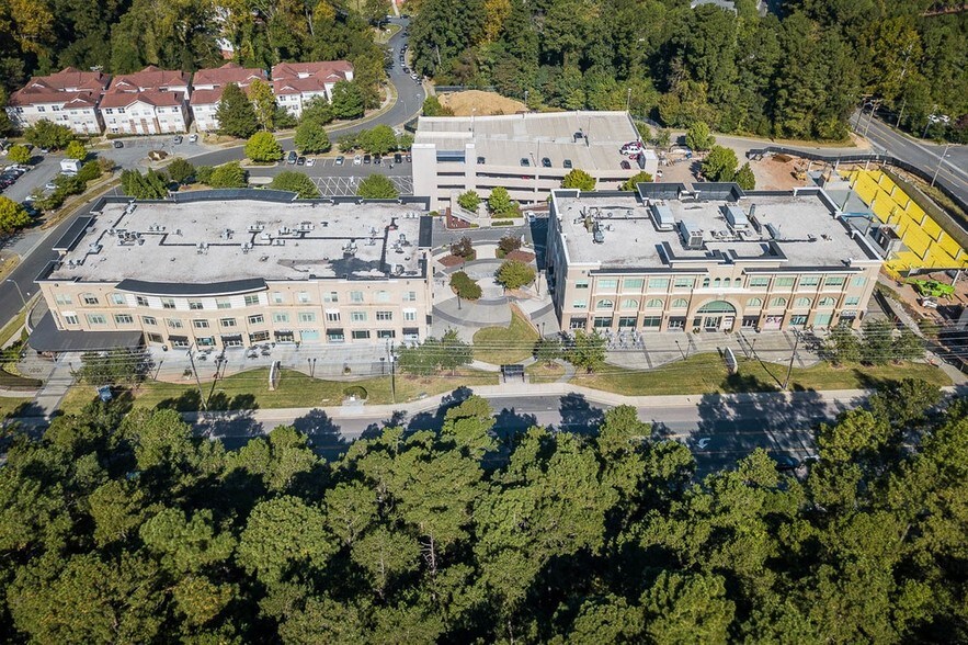 More Photos Of 2816 Erwin Rd, Durham Apartments For Lease