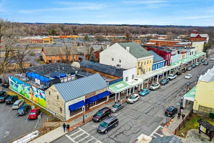 More Photos Of 63 N Front St, Kingston Storefront For Sale