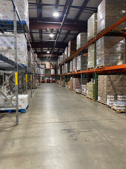 More Photos Of 97 N Hatfield Rd, Hatfield Warehouse For Sale