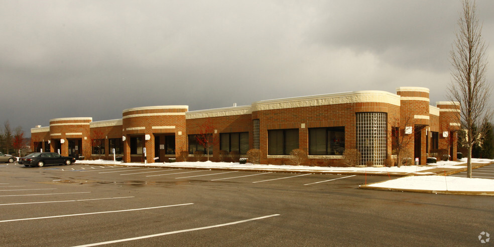 Primary Photo Of 26110 Emery Rd, Warrensville Heights Medical For Lease