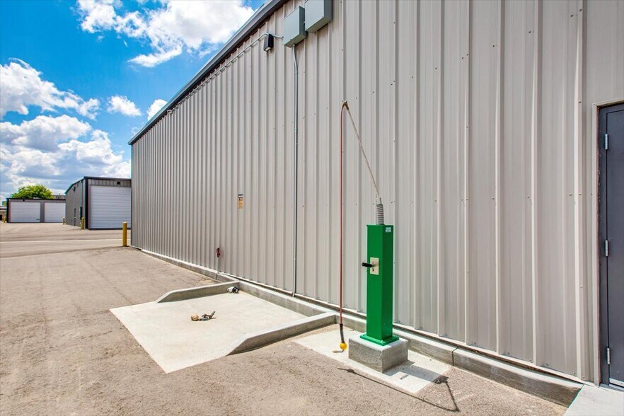 More Photos Of 7373 S Federal Way, Boise Self Storage For Sale