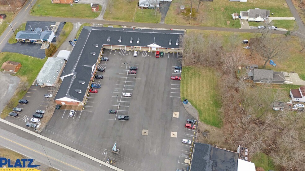 More Photos Of 17674 Mahoning Ave, Lake Milton General Retail For Lease