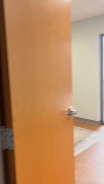 Primary Photo Of 7000 Stonewood Dr, Wexford Medical For Lease