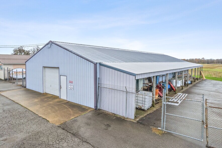 More Photos Of 1411 W 7th St, Hopkinsville Self Storage For Sale