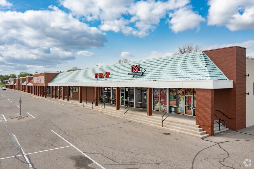 More Photos Of 726 E Main St, Lebanon Unknown For Lease