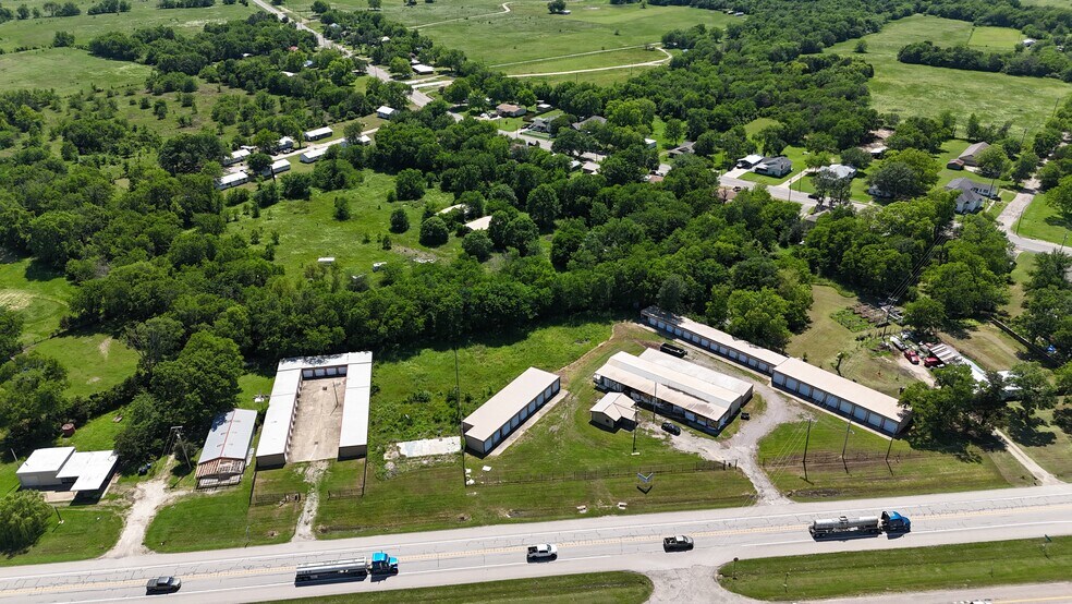 More Photos Of 118 US Hwy 69 hwy, Point Self Storage For Sale