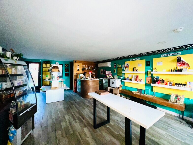 More Photos Of 128 India St, Brooklyn Storefront Retail Residential For Sale