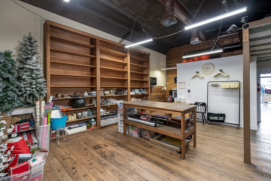 More Photos Of 308 Main St, Polson General Retail For Sale