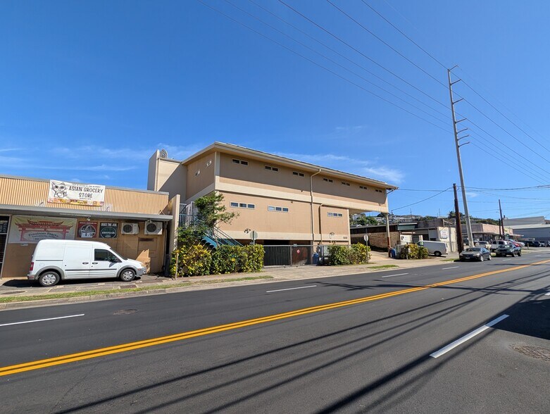 More Photos Of 1320 N School St, Honolulu Office For Sale