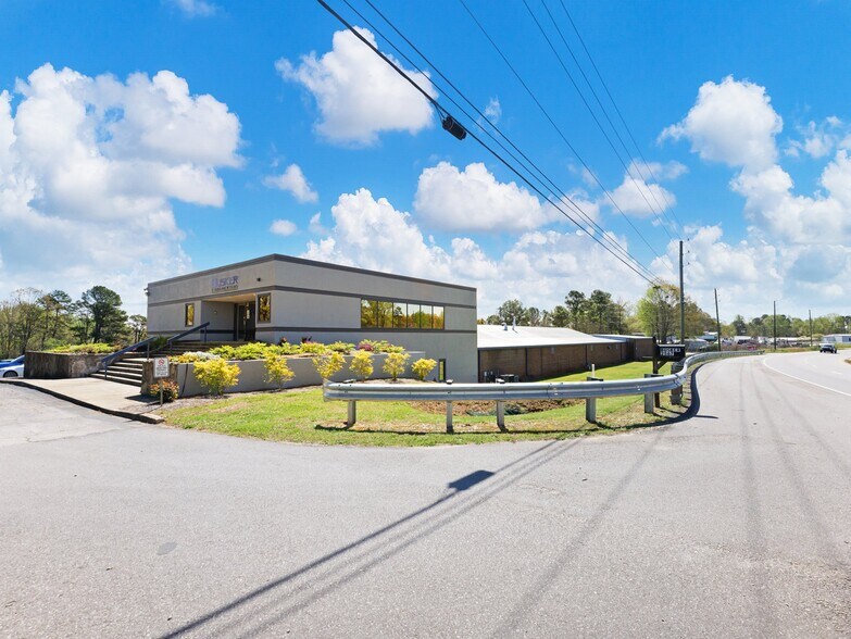 More Photos Of 2567 Athens Hwy, Gainesville Warehouse For Sale