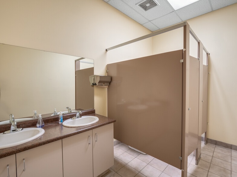 More Photos Of 3200 Deziel Dr, Windsor Unknown For Lease