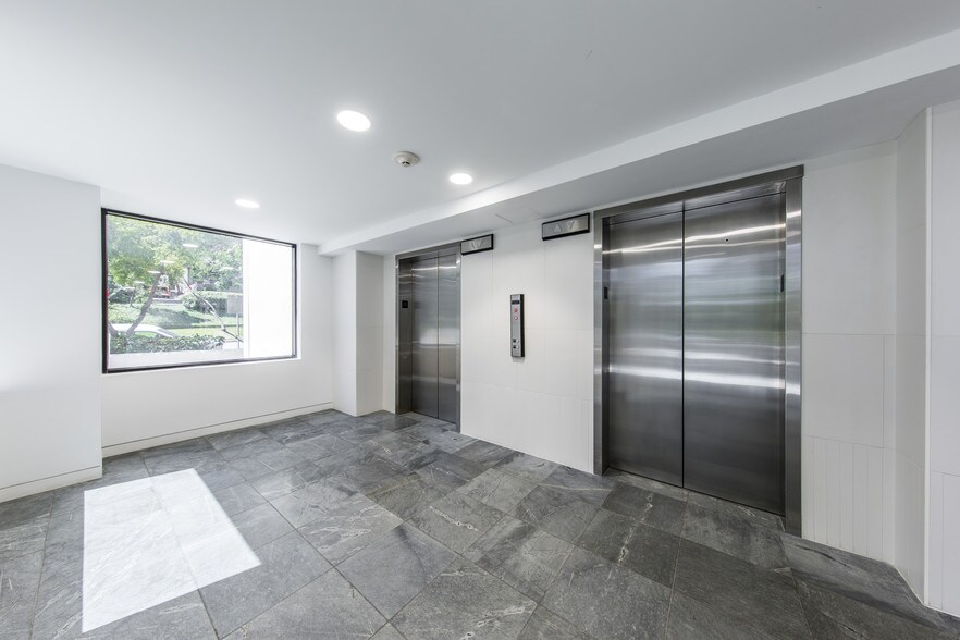 More Photos Of 1601 Rio Grande St, Austin Office For Lease